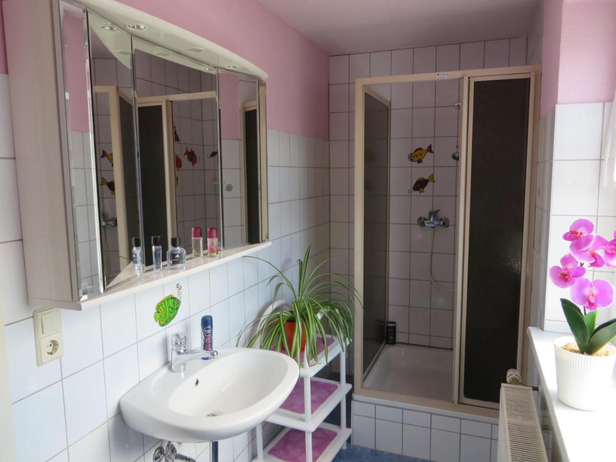 Ferienwohnungen "Marie" Mit Terrassen, Inclusive Park- Und Stellplaetze Am Haus, Mueritz-Strand Nur 700M, Altstadt 10Min, Ruhige Lage, Waren  Eksteriør bilde